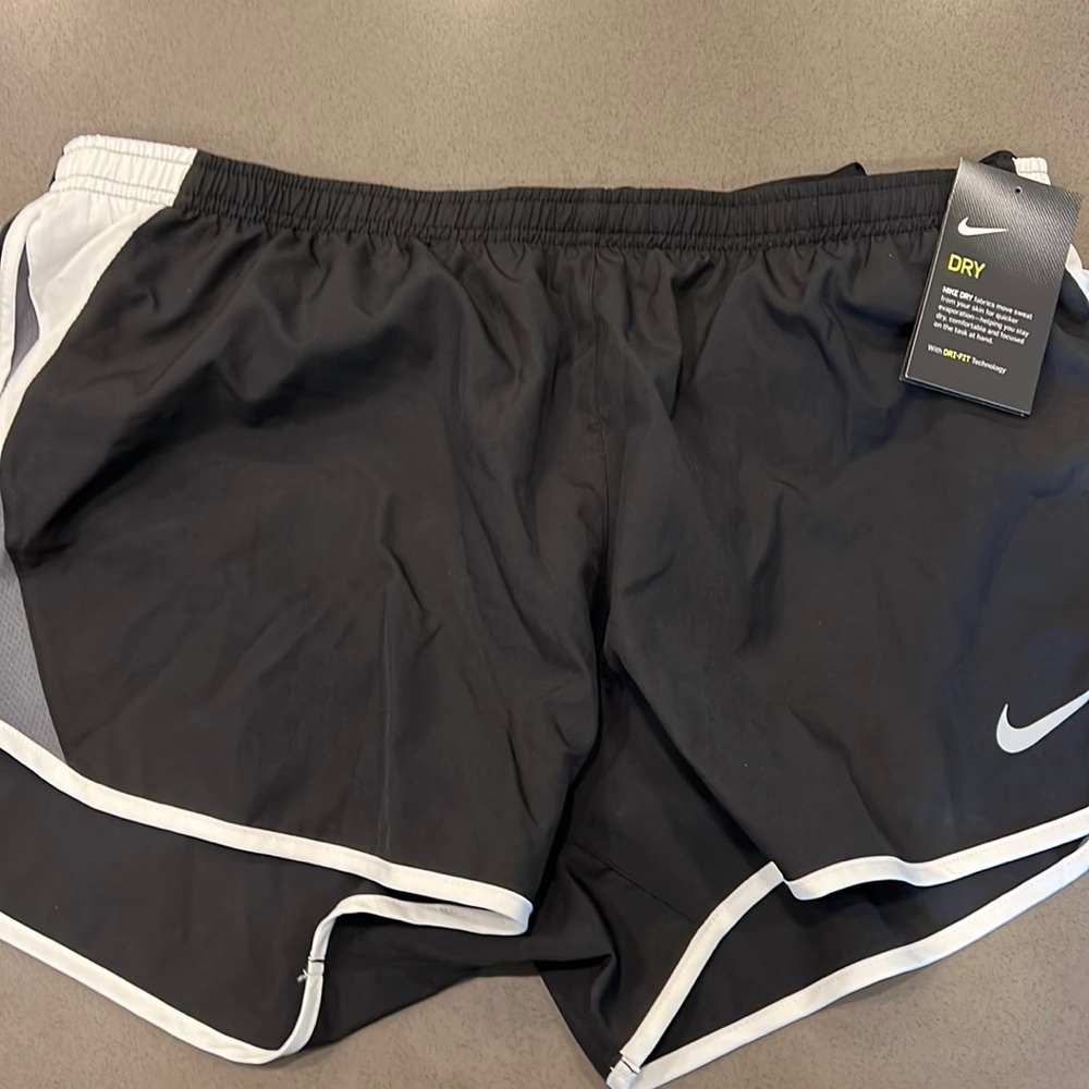 Nike dry fit shorts NWT